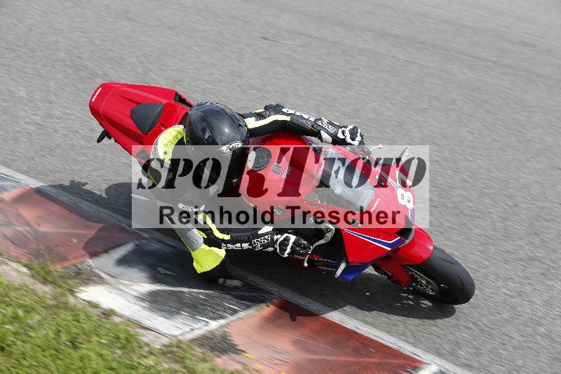 /Archiv-2024/29 12.06.2024 MOTO.CH Track Day ADR/Gruppe rot/87-1